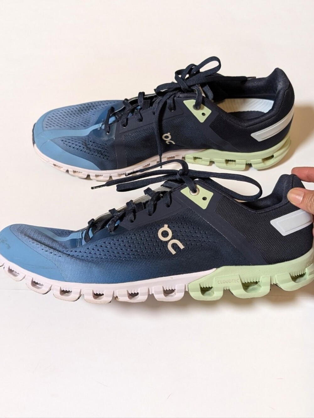 On Running Men's Cloudflow Shoes - Ink / Meadow Size 12